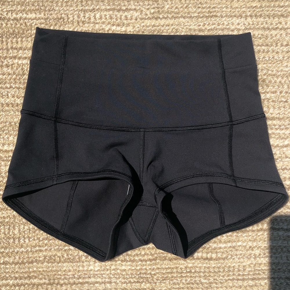 Lululemon Boogie Shorts Black Size 6 VGUC